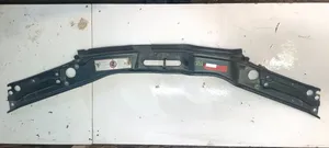 Audi 100 S4 C4 Support de radiateur sur cadre face avant 077010138B
