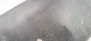 Volvo XC70 Radiatoru dekoratīvā apdare 9151897