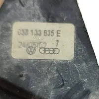 Audi A6 S6 C5 4B Boîtier de filtre à air 038133835E