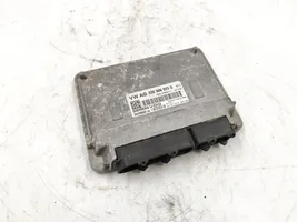 Skoda Fabia Mk2 (5J) Sterownik / Moduł ECU 03E906023D