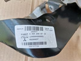 Mitsubishi Colt Pedale della frizione 4620A037