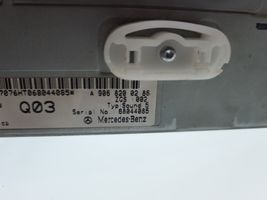 Mercedes-Benz Sprinter W901 W902 W903 W904 Radija/ CD/DVD grotuvas/ navigacija A9068200286