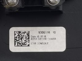 Mini Clubman F54 Vaihteenvalitsimen kehys verhoilu muovia 9306116