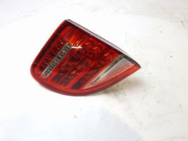 Porsche Cayenne (92A) Lampy tylnej klapy bagażnika 7P5945093N