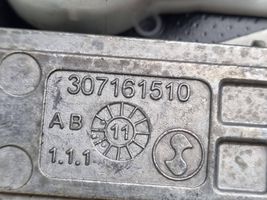 Audi A4 S4 B8 8K Etuistuimen turvavyö 8K1857705J