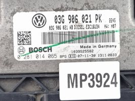 Volkswagen PASSAT B6 Moottorin ohjainlaite/moduuli 03G906021PK