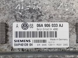 Volkswagen Golf IV Calculateur moteur ECU 06A906033AJ