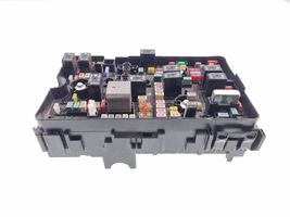 Chrysler Pacifica Fuse module 68332723AA