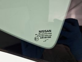 Nissan Murano Z52 Galinis šoninis kėbulo stiklas 43R001595