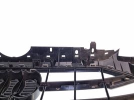 Audi A4 S4 B9 Maskownica / Grill / Atrapa górna chłodnicy 8W0853651DF