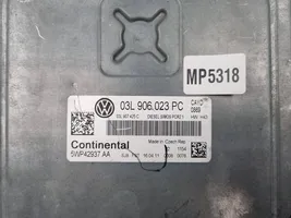 Volkswagen Caddy Sterownik / Moduł ECU 03L906023PC