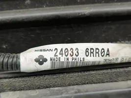 Nissan Rogue Zderzak przedni 299K09B90A