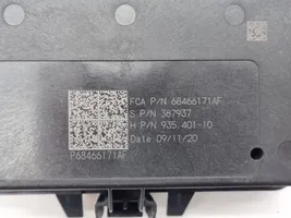 Chrysler Pacifica Unité de commande / module de hayon P68466171AF