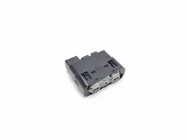 Chrysler Pacifica Connettore plug in USB P68507368AA