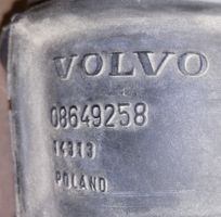 Volvo V70 Ilmanoton kanavan osa 08649258