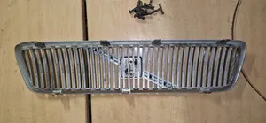 Volvo V70 Front bumper upper radiator grill 