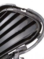 Citroen C5 Aircross Grille inférieure de pare-chocs avant 9827000577