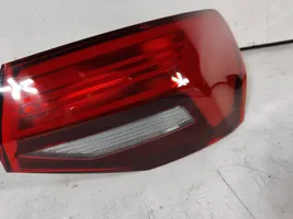 Audi A3 8Y Lampy tylnej klapy bagażnika 8Y0945070