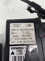 Audi A4 S4 B6 8E 8H Priekinis varikliukas langų pakėlėjo 8E1959802B