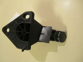 Volkswagen Sharan Maniglia di rilascio del vetro/finestrino del portellone posteriore 7M3847106