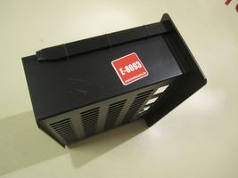 Audi A4 S4 B6 8E 8H Cadre, panneau d'unité radio / GPS 8E9035209A