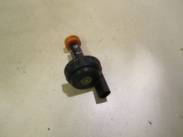 Volkswagen PASSAT B7 Réservoir de liquide de frein 1K2611349C