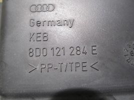 Audi A4 S4 B5 8D Oro paėmimo kanalo detalė (-ės) 8D0121284E