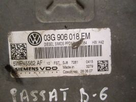 Volkswagen PASSAT B6 Calculateur moteur ECU 03G906018EM