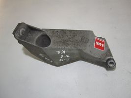 Audi A4 S4 B6 8E 8H Soporte de montaje del motor (Usadas) 8E0199307A