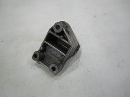 Audi 80 90 S2 B4 Ohjaustehostimen pumpun kannake 035145515B