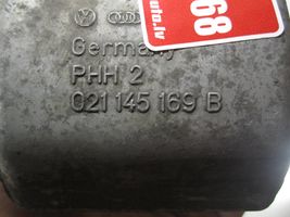 Volkswagen Bora Supporto di montaggio della pompa del servosterzo 021145169B