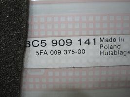 Volkswagen PASSAT B7 Antenne GPS 3C5909141