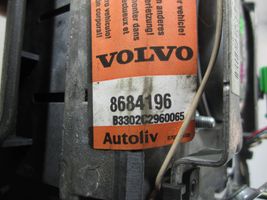 Volvo V70 Ohjauspyörän turvatyyny 8684196