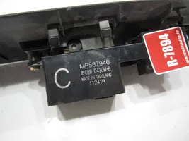 Mitsubishi Lancer Evolution Interrupteur commade lève-vitre MR587946