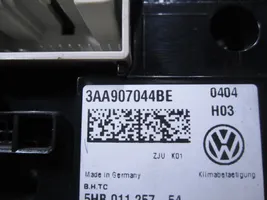 Volkswagen PASSAT B7 Centralina del climatizzatore 3AA907044BE