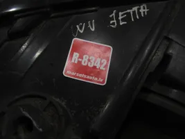 Volkswagen Jetta VI Faro/fanale 17502201