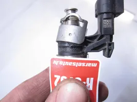 Volkswagen Jetta VI Injecteur de carburant 04E906036E