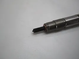 Volkswagen PASSAT B8 Fuel injector 04L130277AC