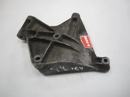 Audi A6 S6 C4 4A Supporto di montaggio della pompa del servosterzo 053145515D