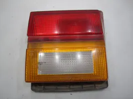 Audi 100 200 5000 C3 Luci posteriori del portellone del bagagliaio 443945226