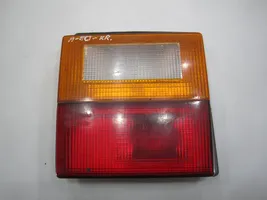 Audi 80 90 B2 Aizmugurējais lukturis pārsegā 811945093C