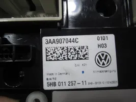 Volkswagen PASSAT B7 Climate control unit 3AA907044C
