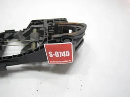 Volkswagen PASSAT B6 Halterung Türgriff hinten 3C0837885G