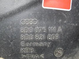 Audi A4 S4 B5 8D Chlpacze przednie 8D0075111A