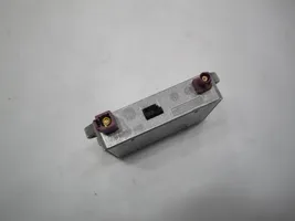 Audi A6 S6 C6 4F Antenas vadības bloks 8E0035456B