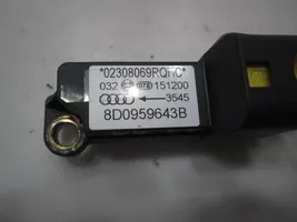 Audi A4 S4 B5 8D Gaisa spilvenu trieciensensors 8D0959643B