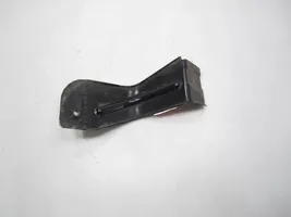 Volkswagen PASSAT B5.5 Supporto di montaggio del parafango 3B0821238A