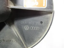 Volkswagen Golf V Antrinis oro siurblys 06A959253E