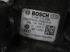 Volkswagen PASSAT B8 Polttoaineen ruiskutuksen suurpainepumppu 04L130755E