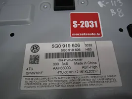 Volkswagen PASSAT B8 Radio/CD/DVD/GPS-pääyksikkö 5G0919606